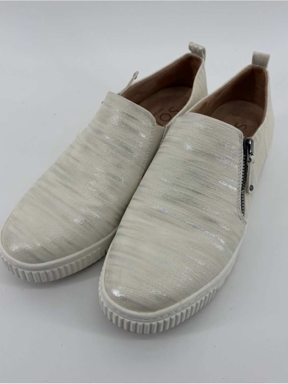 Soul Naturalizer Turner Slip-On Sneakers White Metallic‎ Faux Leather Women 8.5